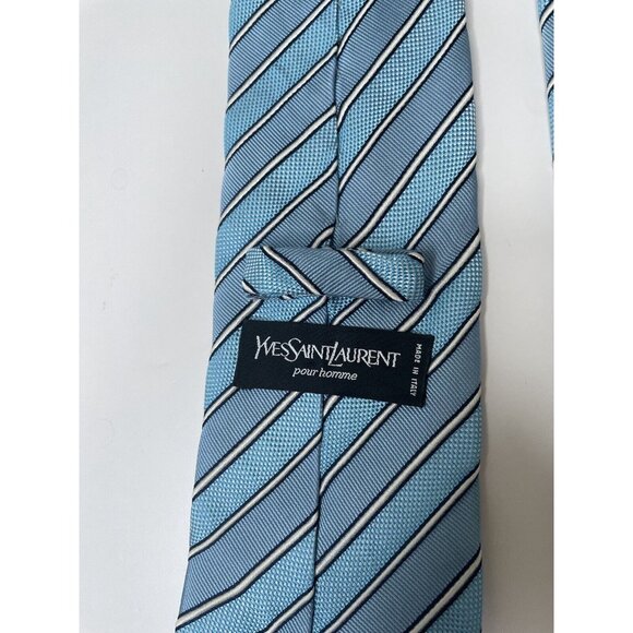 MENS YVES SAINT LAURENT TIE 100% SILK MADE IN ITALY BLUE STRIPED - Picture 3 of 8